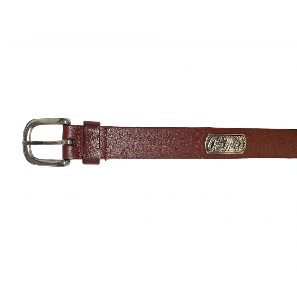 Ole Miss University of Mississippi leather belt boys size medium 14 26 27 28